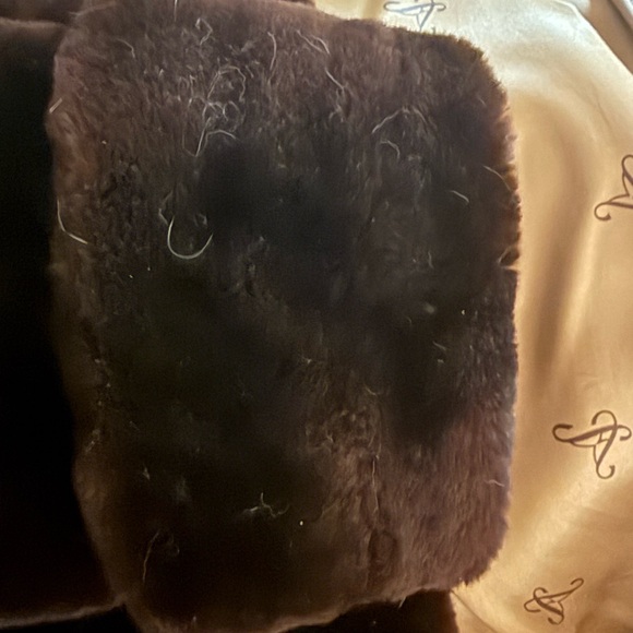 Chocolate Brown Mouton Fur Coat sz LG - Picture 8 of 9